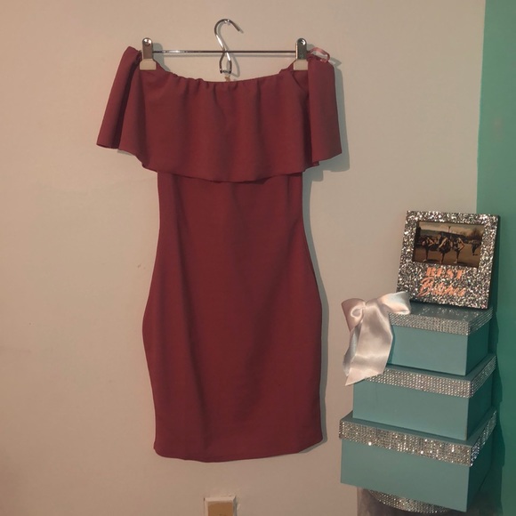 Dresses & Skirts - dress